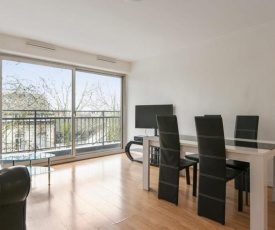 Modern and bright flat with balcony in Vauban district in Lille - Welkeys